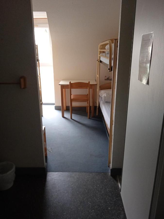 Auberge De Jeunesse Hi Pontivy Eksteriør bilde